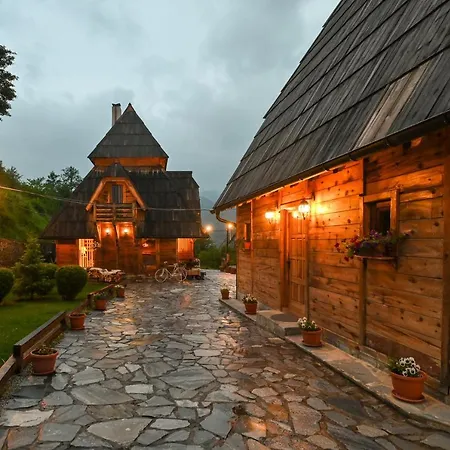 Апартаменты Neva Мокра-Гора