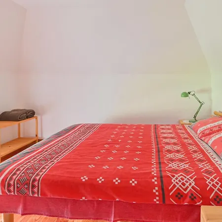 Neva Апартаменты *