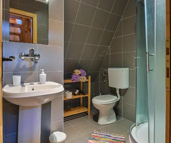 Neva 莫克拉戈拉