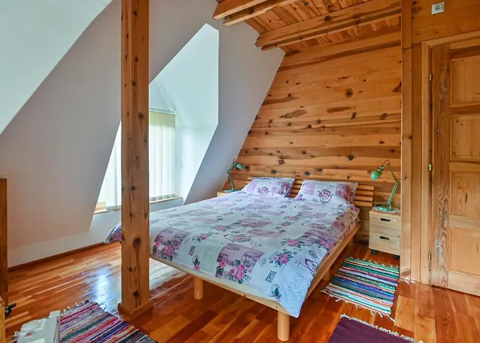 Neva 公寓 莫克拉戈拉