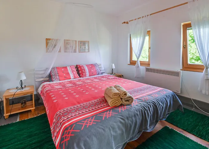 Neva 公寓 莫克拉戈拉